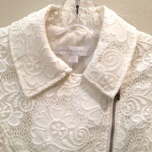 NY&CO off-white Lace Blazer Sz XS